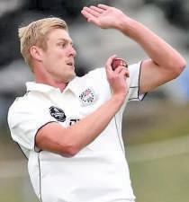NZ Lean on Jamieson, Hand Debut to Clarke