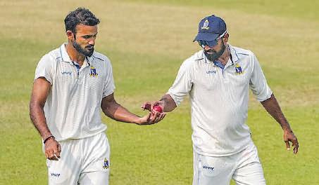 Bengal Rout Services to Enter Quarterfinals