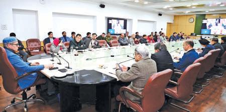 CM Omar Chairs Pre-Budget Meet with Jammu, Samba Reps