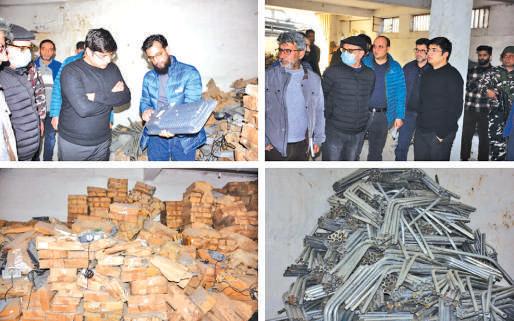 Commissioner SMC Inspects EESL Lights Godown