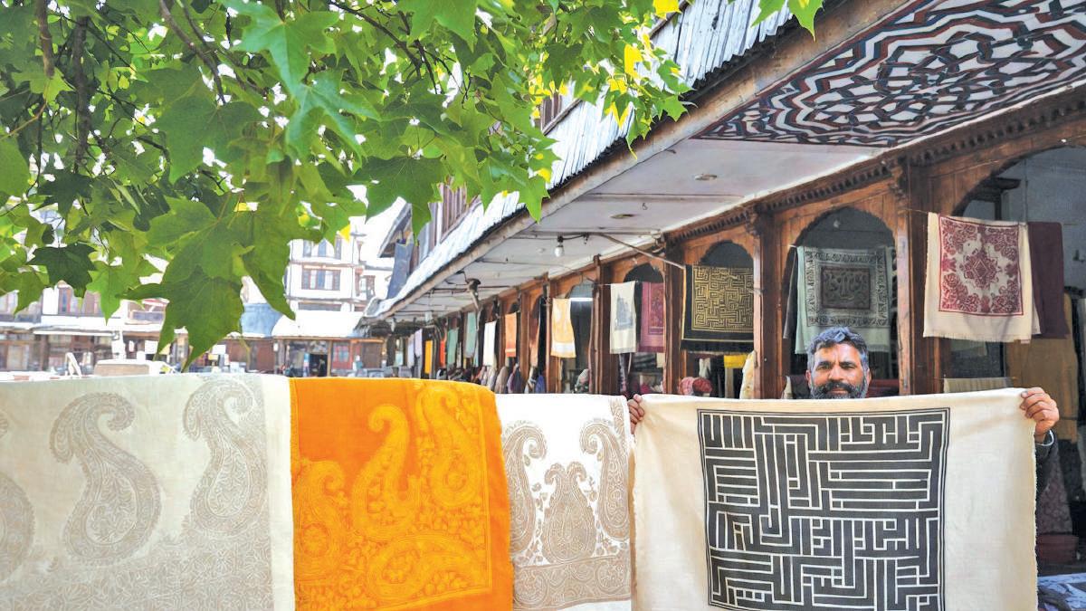 Kashmir's Pashmina Gets a Bold New Script