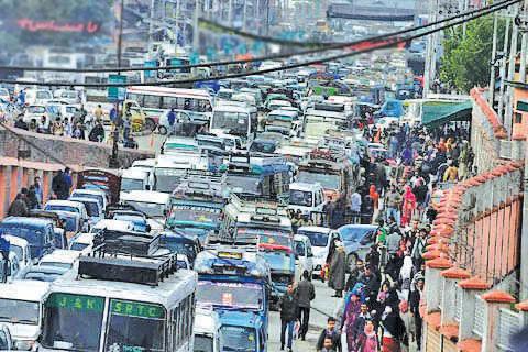 Traffic Police Gear Up to Manage Rush with Schools Reopening