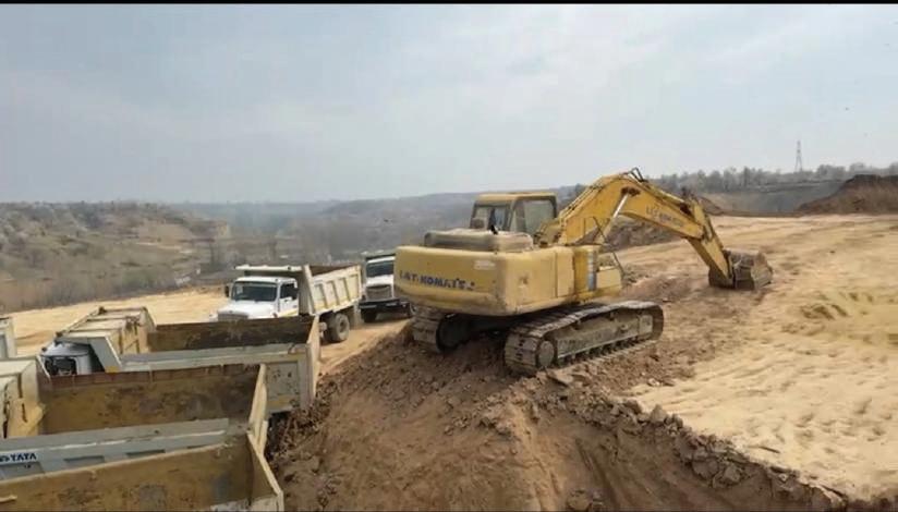 The Kashmir Clay Rush