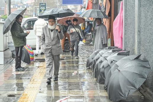 Rain, Snow Bring Back Winter Chill