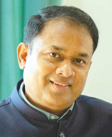 Farmers learn by testing IoT-based irrigation, balancing nutrition and adopting regenerative practices alongside traditional method"