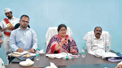 సరస్వతి పుష్కరాల అభివృద్ధి పనుల్లో వేగం పెంచాలి