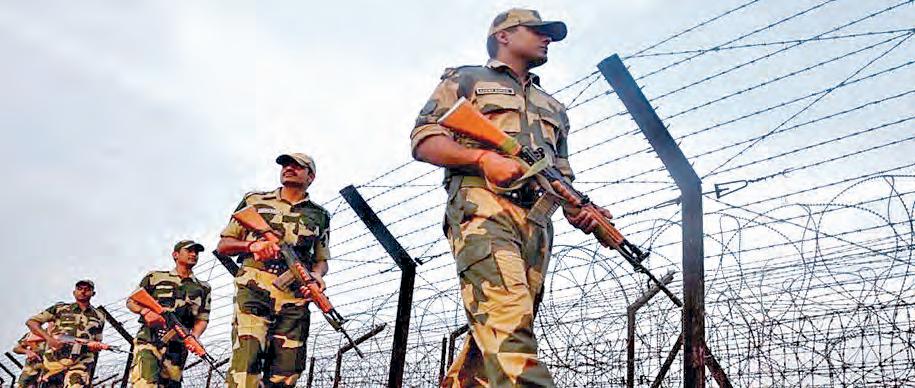 సరిహద్దుల్లో కవ్విస్తున్న పాక్ జవాన్లు
