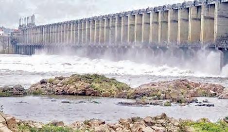 జూరాలకు పోటెత్తిన వరద