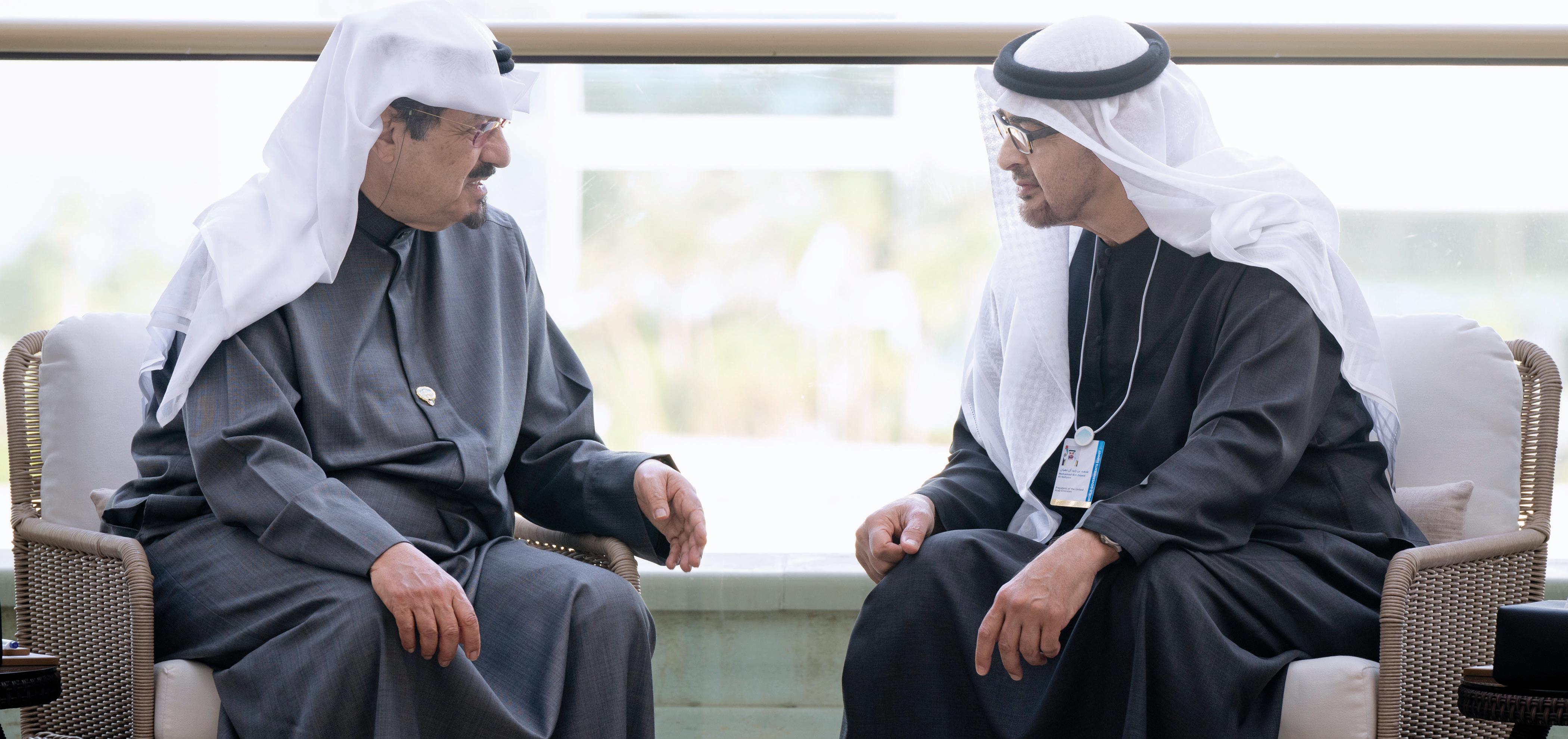 رئيس الدولة يلتقي عدداً من رؤساء الوفود والقادة المشاركين في القمة العالمية للحكومات 2025