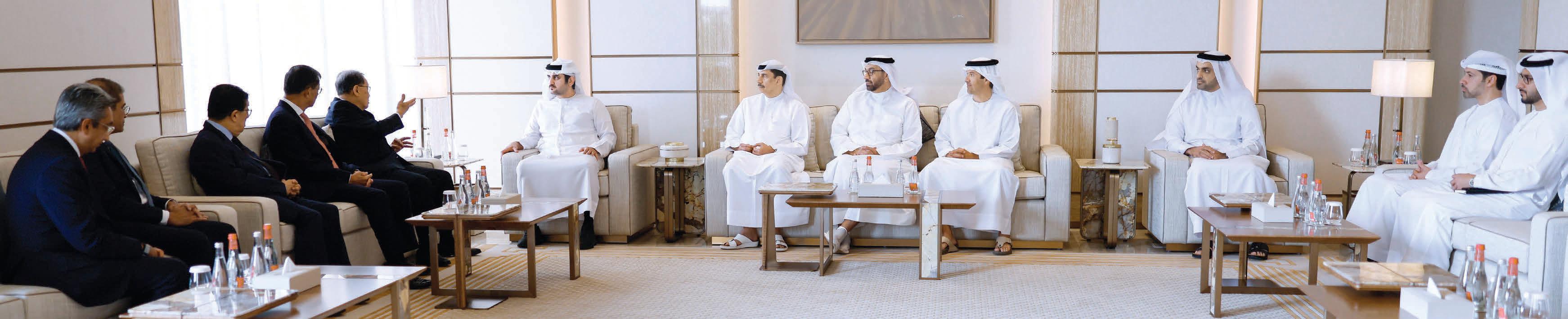 مكتوم بن محمد: نواصل العمل على ترسيخ مكانة الإمارات ودبي وجهة للقطاع المالي العالمي