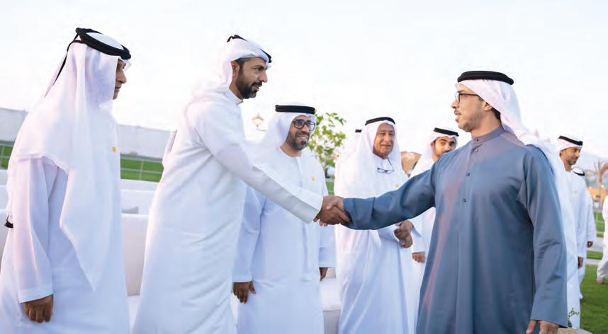 منصور بن زايد يستقبل الفائزين بجائزة التميز الزراعي