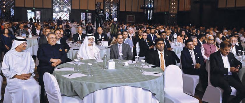 نهيان بن مبارك: الإمارات ترسخ مبادئ التنمية المستدامة واقتصاد المعرفة