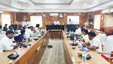 வளசரவாக்கம் மண்டல குழு கூட்டம், தலைவர் ராஜன் தலைமையில், மண்டல அலுவலகத்தில் நடந்தது