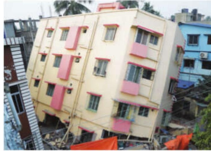 Apartment Partially Collapses in South Kolkata, No Casualty Reported