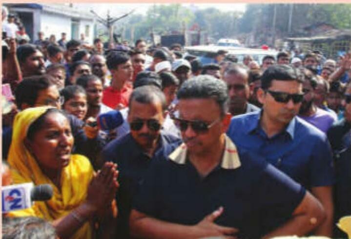 KMC promises compensation for affected persons in massive fire in Narkeldanga