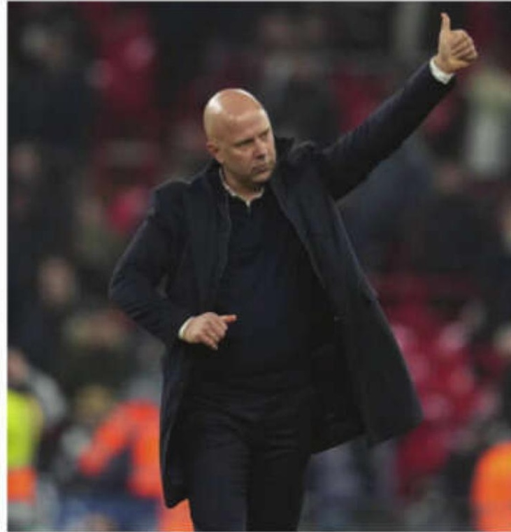 Pressure is part and parcel of wearing the Liverpool jersey, says Arne Slot