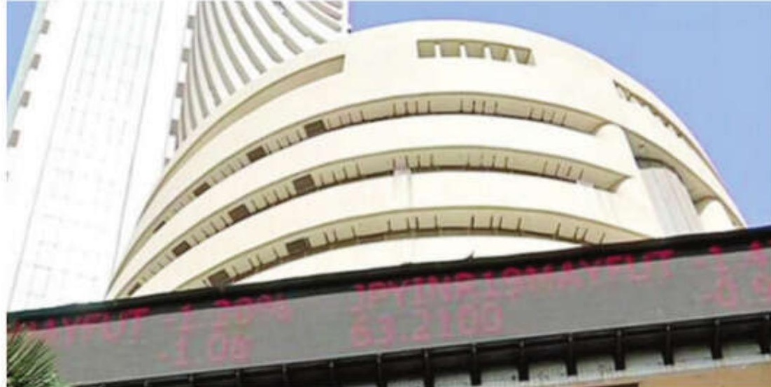 Market ends with no change in muted session