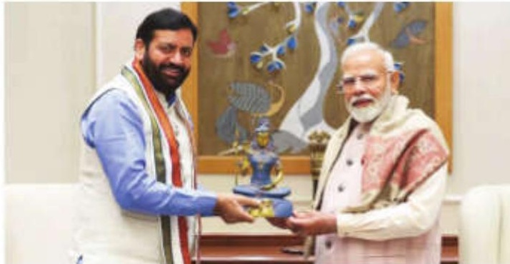 Haryana CM Meets PM Modi; Briefs Him on State's Infra Development