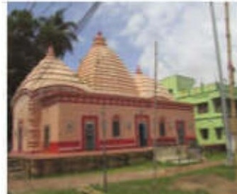 Centuries-old Chatra Dol Tola temple attracts devotees during Holi