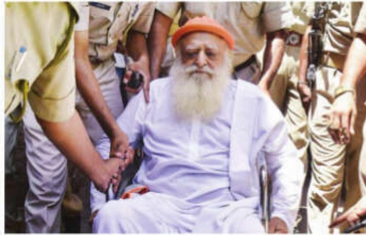 Rape convict Asaram, on bail until 31 March, reaches Jodhpur from Indore