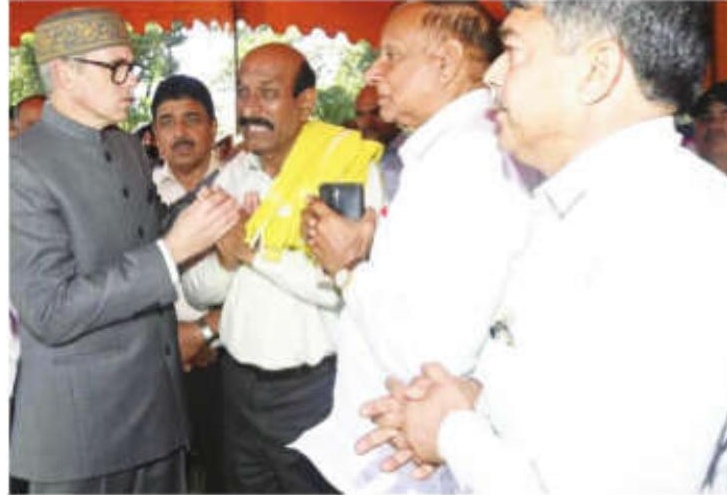 Omar Promises Govt Jobs for Kin of Slain Policemen