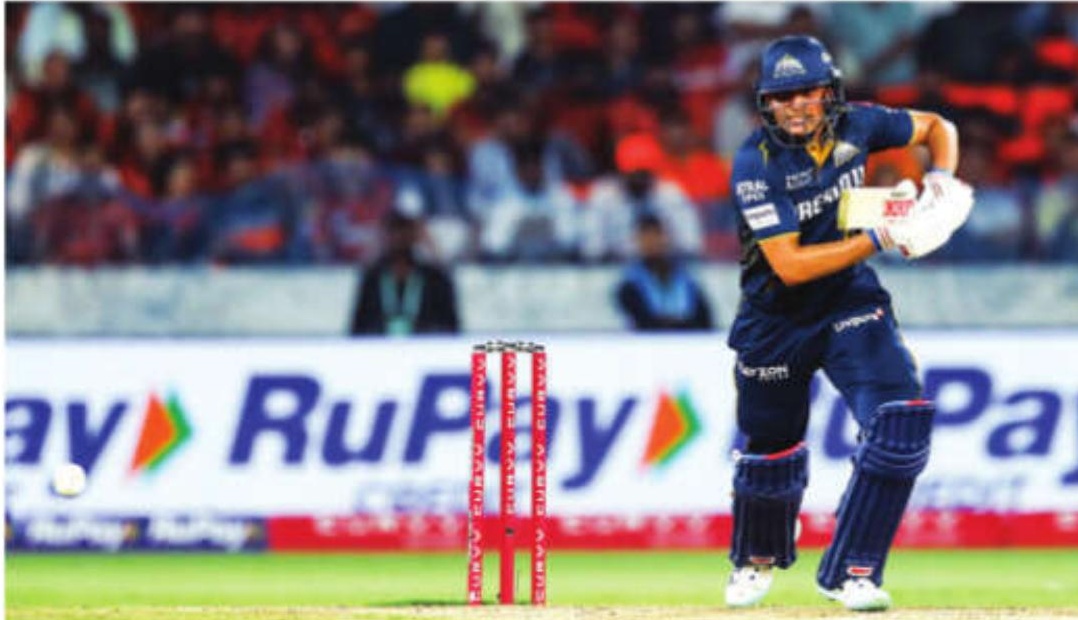 IPL: Gill, Siraj star as Gujarat crush Hyderabad by 7 wickets