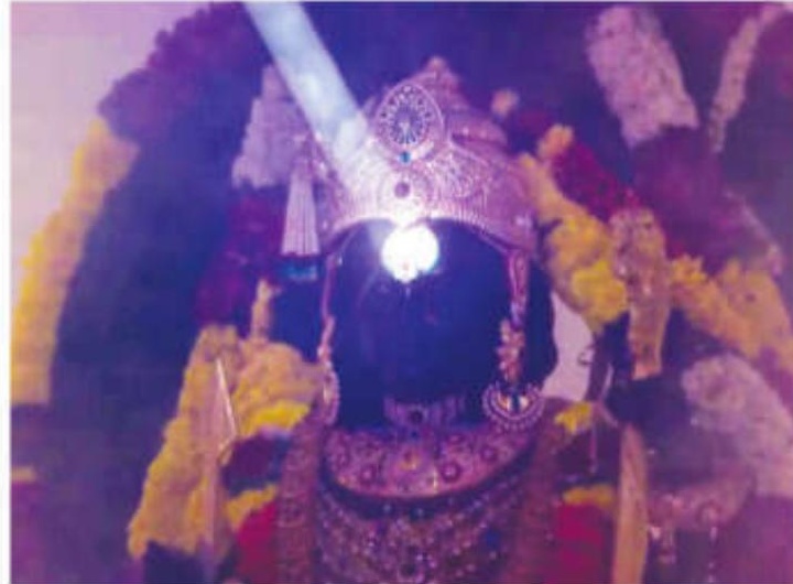 Ayodhya Witnesses Divine Moment with Surya Tilak of Ram Lalla on Ram Navami