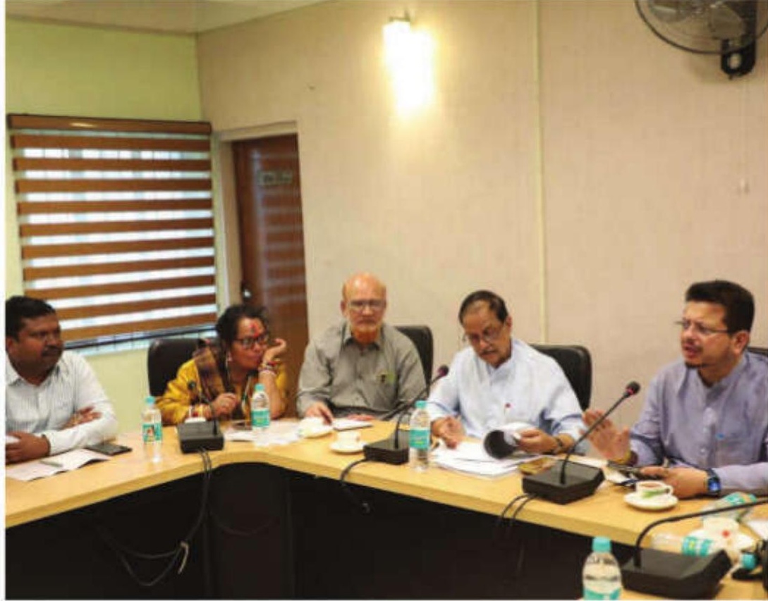 Minister calls meet on tea workers' wages