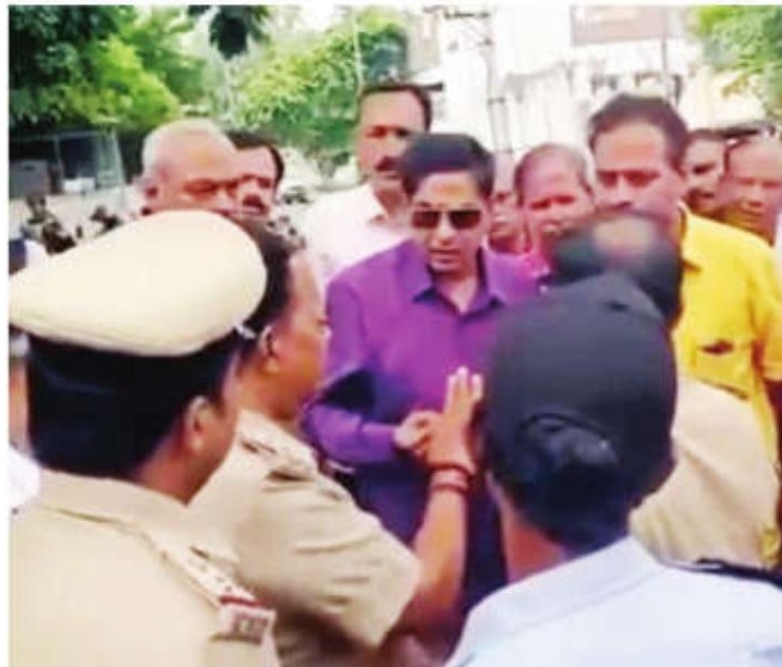 Suspended: K'taka officials for discriminating against Brahmins