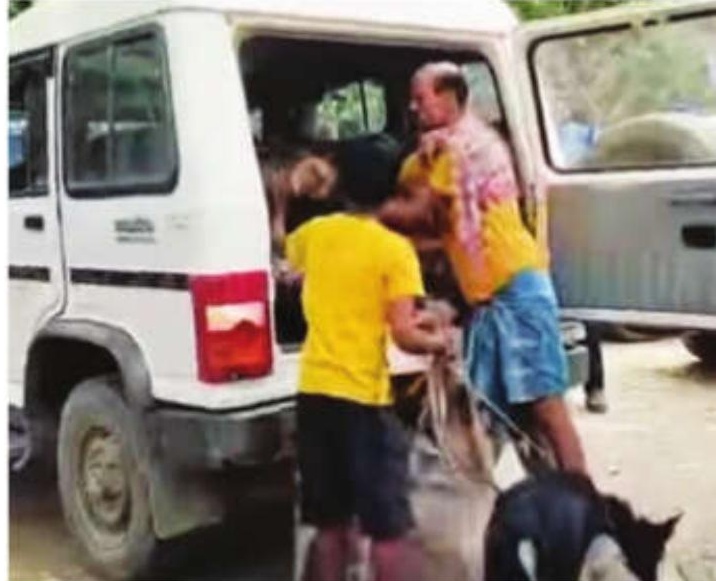 Displaced Dhuliyan families start returning home after assurances