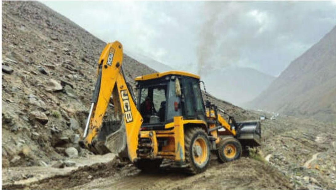Violence erupts in Dumerta after protester is run over by JCB machine