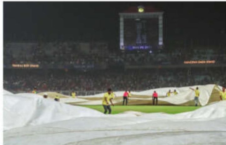 IPL: Fans left disappointed as rain stops play between KKR, Punjab Kings
