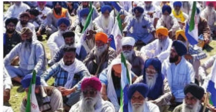 Punjab: Protesting farmers march to surround Shambhu police station