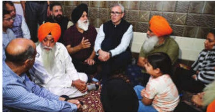 Omar Abdullah visits Poonch, meets victims of Pakistan's cross-border shelling