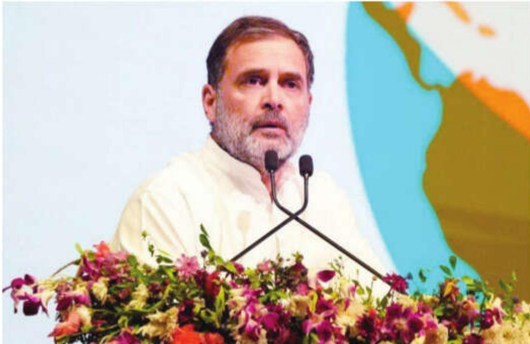 Rahul joins Stalin to condemn Centre for 'misusing' Guvs