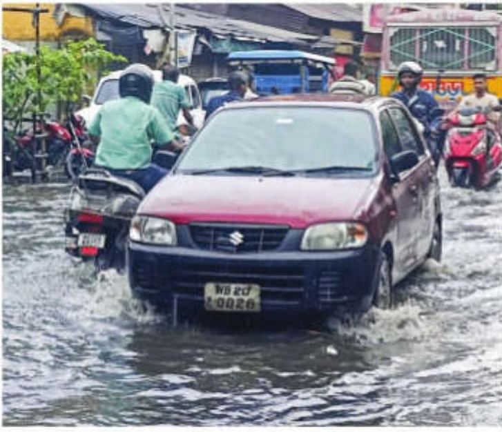Early monsoon hits Kerala, onset in Bengal uncertain
