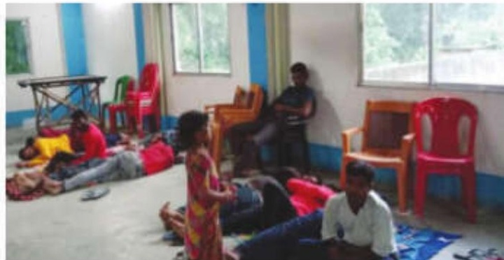 Bangladeshi migrants return home as crackdown begins