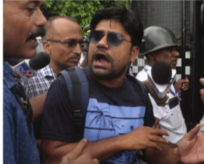 WBSSC job case: 'Untainted' teachers threaten 'bigger stir' in coming days