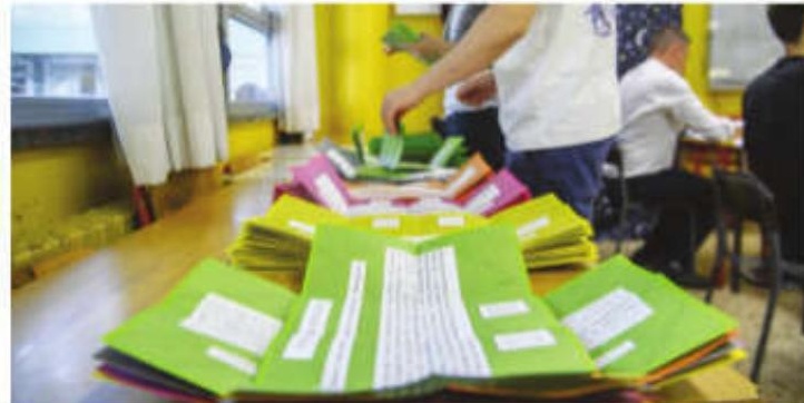 Italians Vote on Citizenship and Job Protections Amid Low Awareness and Turnout Concerns