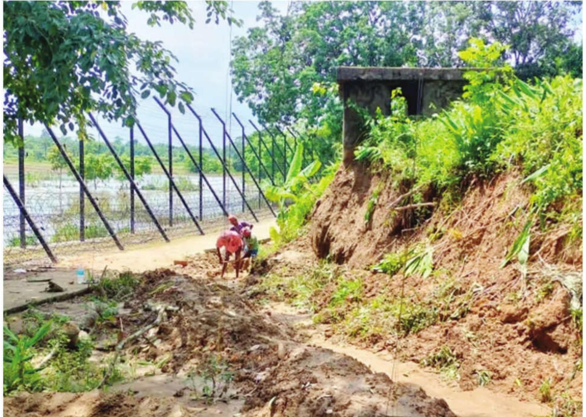 Tripura pulls out forces, halts rest house construction in disputed border village