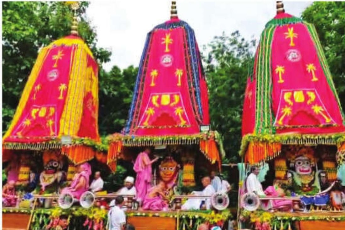 Mamata Pulls the Ropes of First Rath at Digha