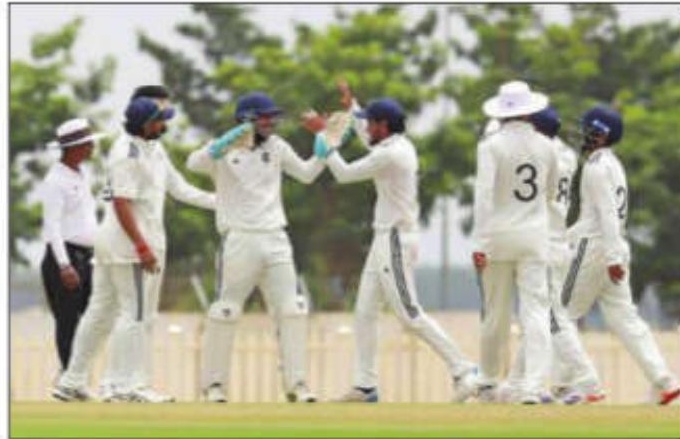 Duleep Trophy: Central Zone enters final after taking first-innings lead against West Zone