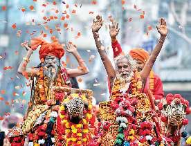 144 वर्ष बाद महायोगयुक्त महाकुंभ का श्रीगणेश, आज पौष पूर्णिमा का पहला स्नान