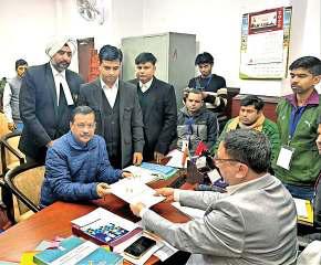 काम की राजनीति को फिर चुनेगी दिल्ली
