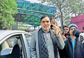 भाजपा-कांग्रेस बिना दूल्हे की बारात