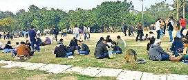 राजधानी की सर्दी में गर्मी ने तोड़ा पांच साल का रिकार्ड वायु गुणवत्ता बहुत खराब, पर अभी ग्रेप तीन नहीं