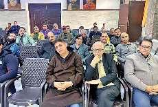 कश्मीरी हिंदू विस्थापितों ने की घर वापसी की मांग