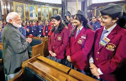जो एकता को तोड़ना और देश को कमजोर करना चाहते हैं, उनसे रहना है सतर्क: मोदी