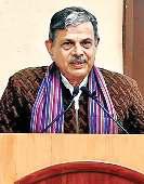 भारतीय वैदिक शिक्षा पद्धति को आगे ला रहे हैं धर्मयोद्धाः दत्तात्रेय होसबाले