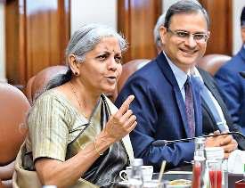 बजट व मौद्रिक नीति से मजबूत होगी इकोनमी : सीतारमण